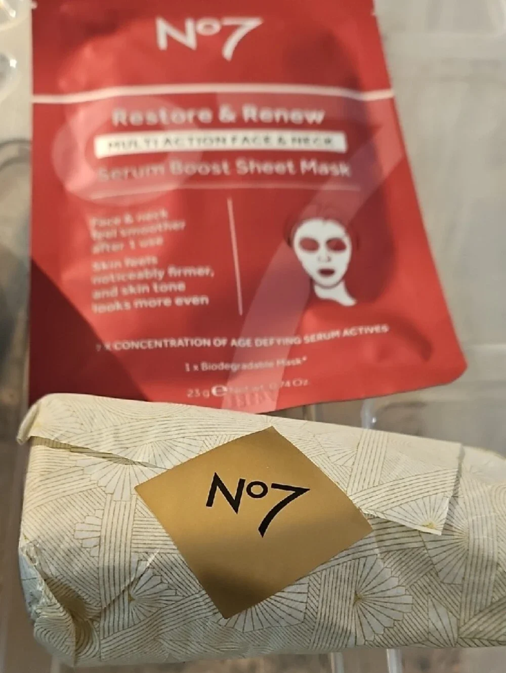 Skincare Treats Set - Red No. 7 New V45